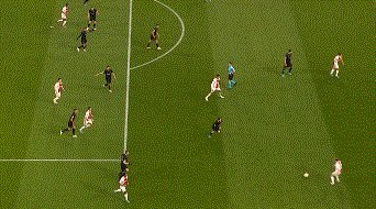 开云体育网址-【欧冠】锋霸头球致胜 阿贾克斯主场0比1本菲卡出局