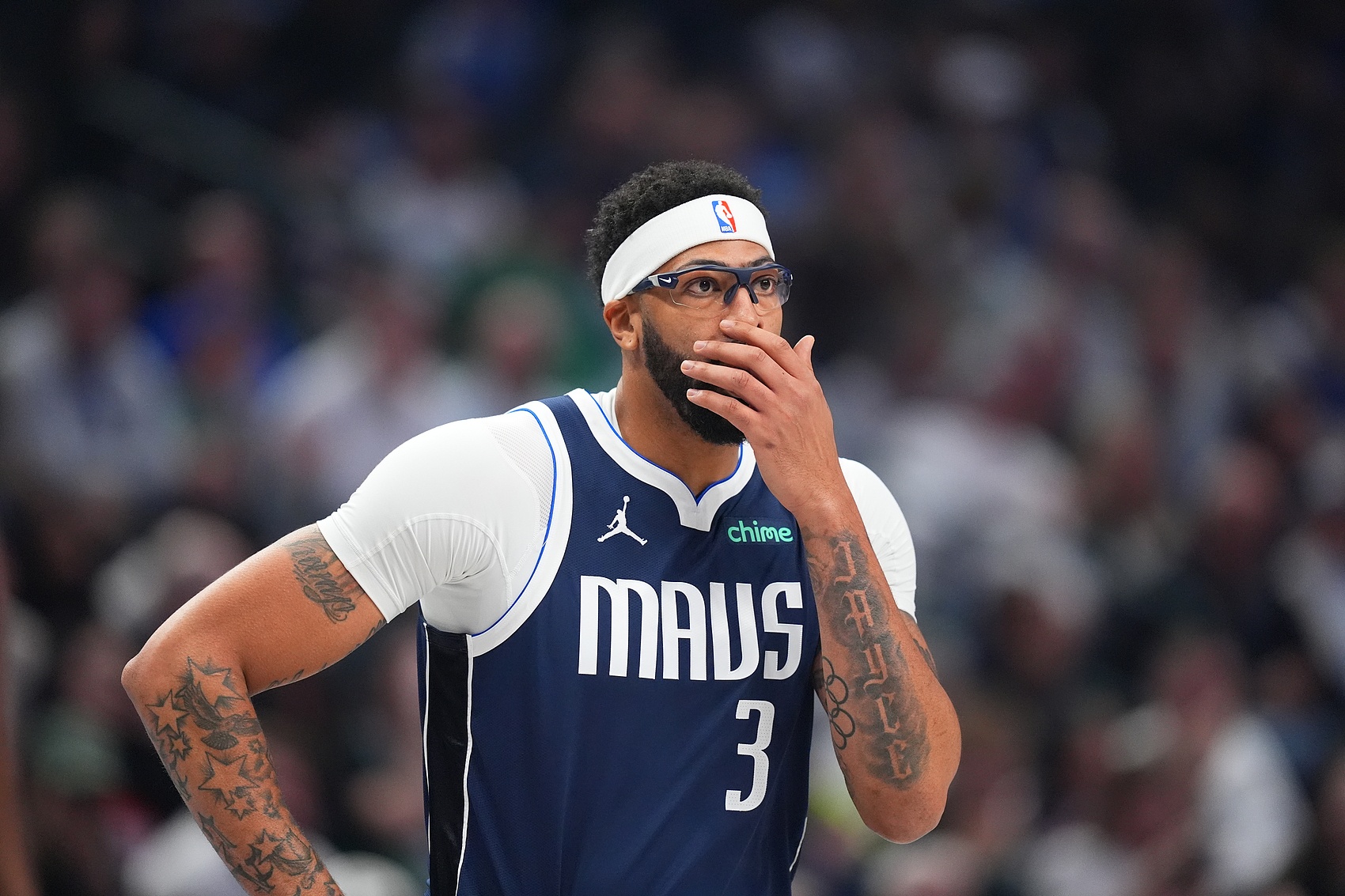 基德:浓眉的独行侠生涯确实很遗憾 核心问题出在他的健康上