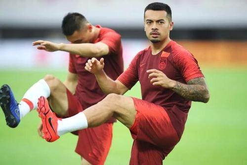 开云体育APP-沪媒：洛国富被国足放弃 李可恢复状态后仍有机会